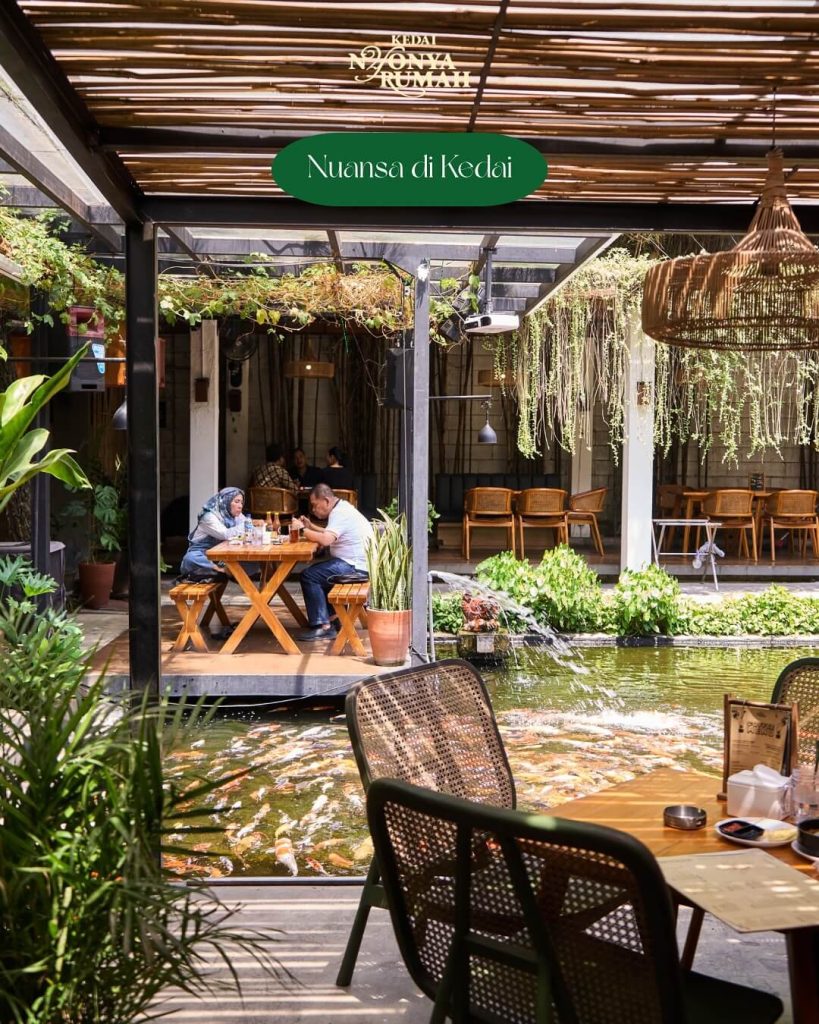 At Kedai Nyonya Rumah