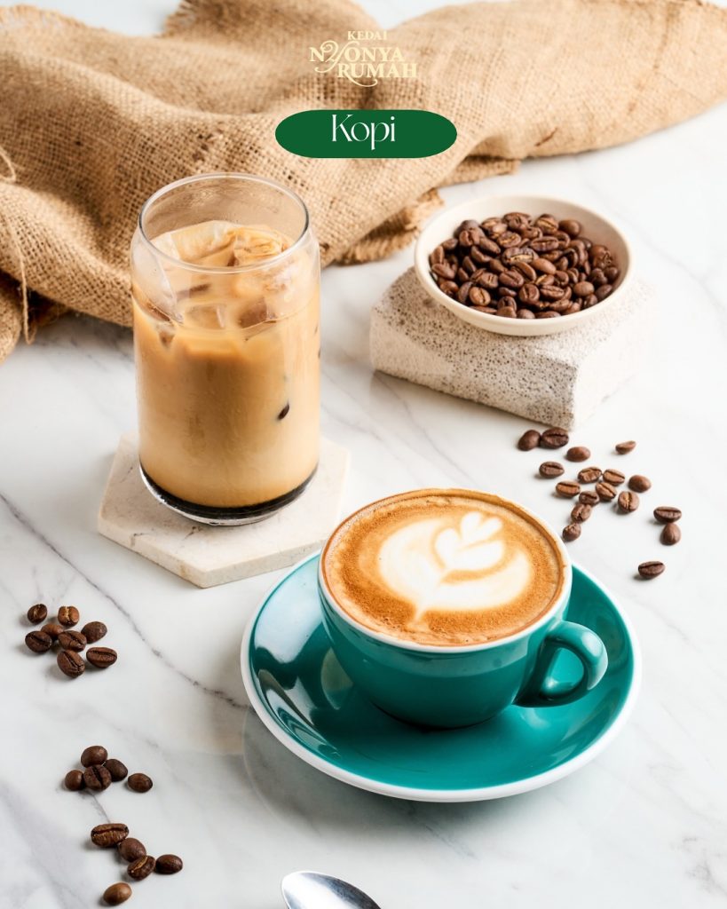 At Kedai Nyonya Rumah